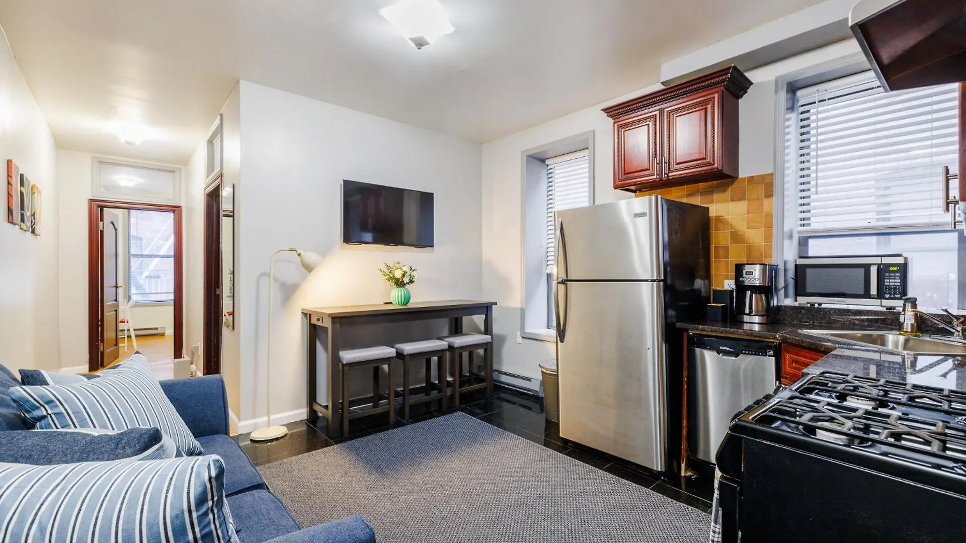 Inspire The Vibrant Energy Of The Uws location