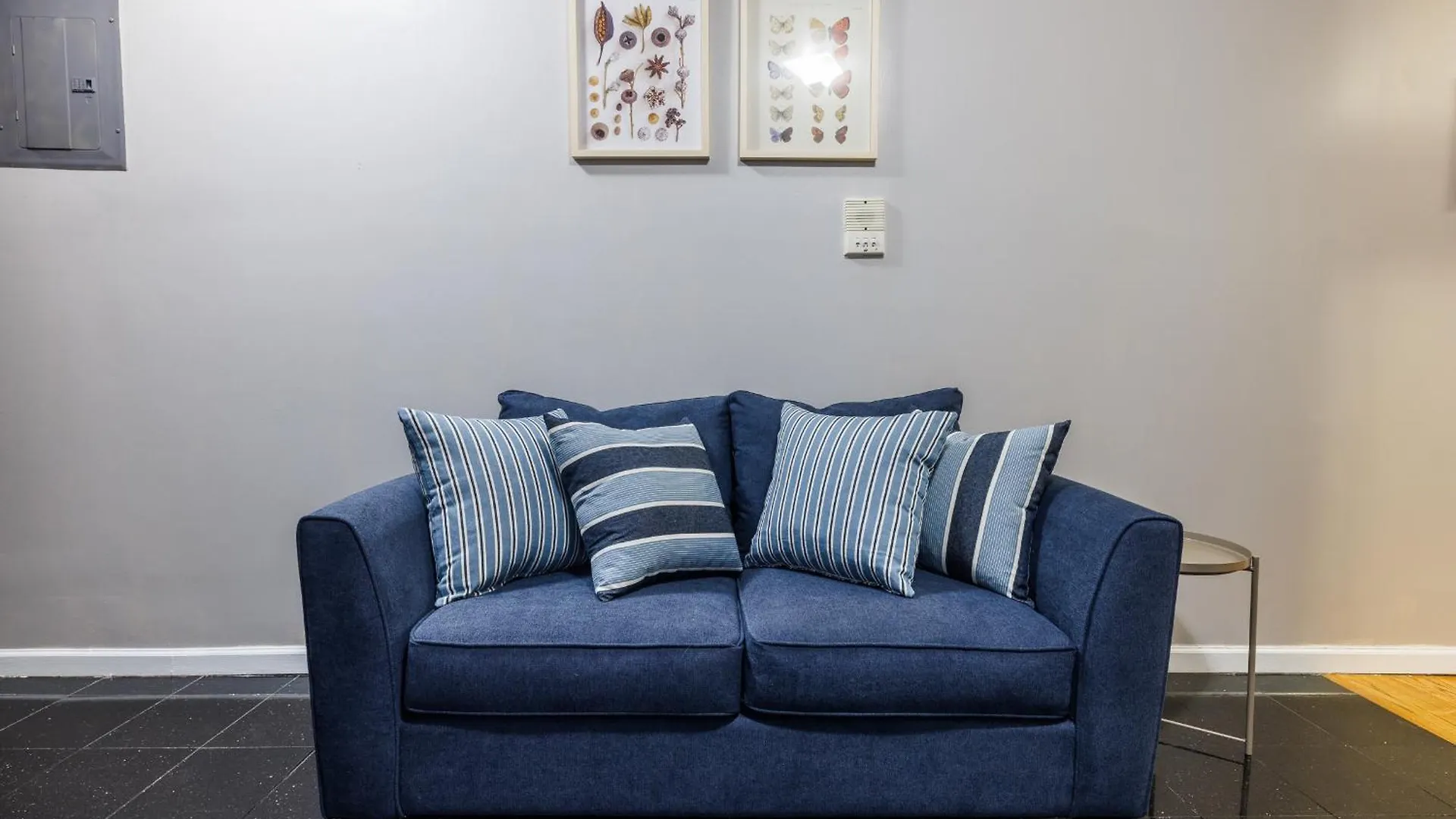 Inspire The Vibrant Energy Of The Uws Apartment New York 0*,  United States